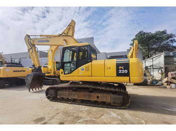 Гусеничный экскаватор KOMATSU PC220-7