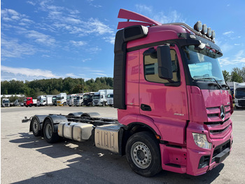 Грузовик-шасси MERCEDES-BENZ Actros 2551