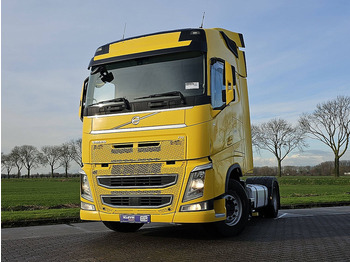 Тягач VOLVO FH 420