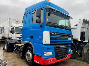 Тягач DAF XF 105 460