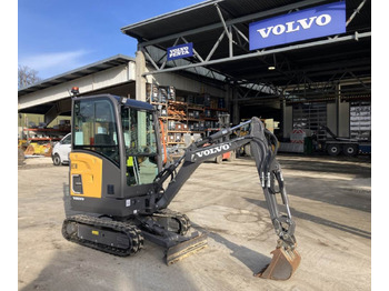 Мини-экскаватор VOLVO EC18E