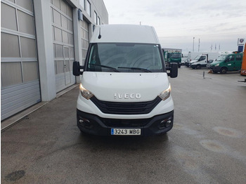 Пассажирский фургон IVECO Daily 35s16