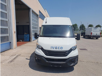 Пассажирский фургон IVECO Daily 35s16