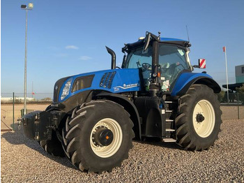 Трактор NEW HOLLAND T8