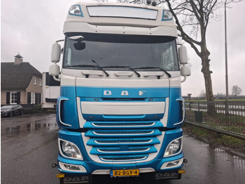 Тягач DAF XF 440