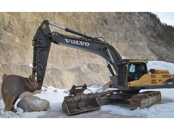 Гусеничный экскаватор VOLVO EC360CL