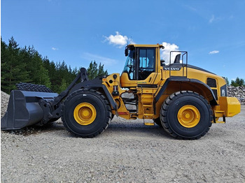 Колёсный погрузчик VOLVO L220H