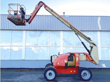 Телескопический подъемник JLG 600AJ