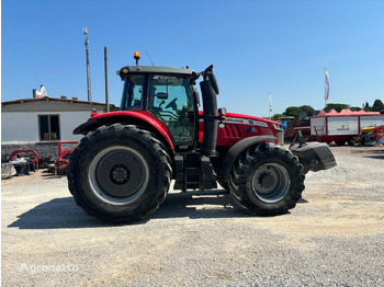 Трактор MASSEY FERGUSON