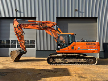 Гусеничный экскаватор DOOSAN DX255LC-3