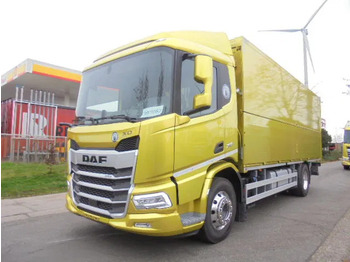 Грузовик с закрытым кузовом DAF XD 370