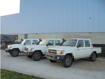 Легковой автомобиль TOYOTA Land Cruiser