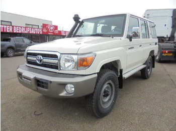 Легковой автомобиль TOYOTA Land Cruiser