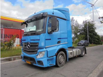 Тягач MERCEDES-BENZ Actros 1842