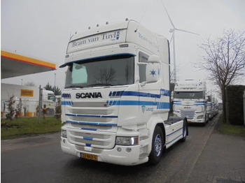 Тягач SCANIA R 450