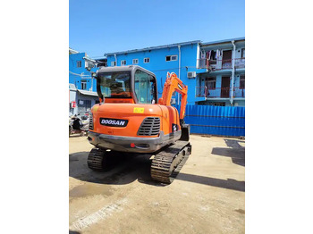 Гусеничный экскаватор High Quality and Low price Used Doosan Dx60 Wheeled Excavator In Good Condition 6-ton Mini 6t Excavator for sale: фото 3