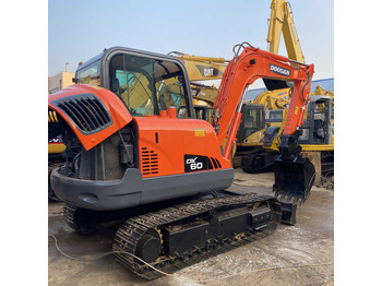 Гусеничный экскаватор DOOSAN DX225