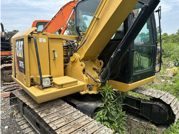 Гусеничный экскаватор CATERPILLAR 307E