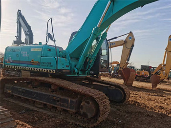 Гусеничный экскаватор KOBELCO