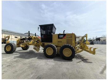 Грейдер CATERPILLAR 140H