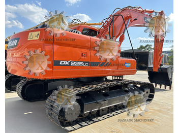 Гусеничный экскаватор DOOSAN DX225LC