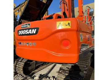 Гусеничный экскаватор DOOSAN DX150