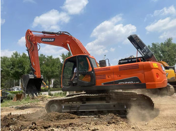 Гусеничный экскаватор DOOSAN DX340LC