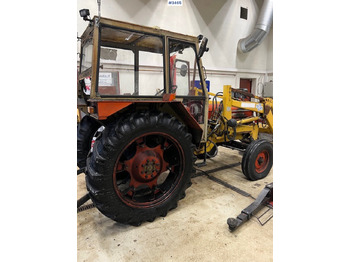 Трактор 1978 Zetor 6718 w/ Front loader and bucket.: фото 3