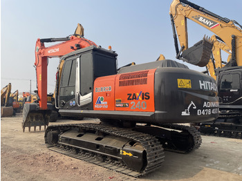 Гусеничный экскаватор HITACHI ZX240