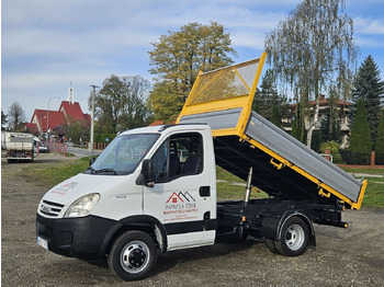 Малотоннажный самосвал IVECO Daily 35C15