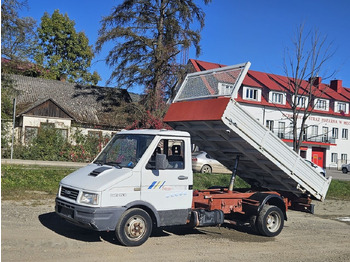 Малотоннажный самосвал IVECO Daily