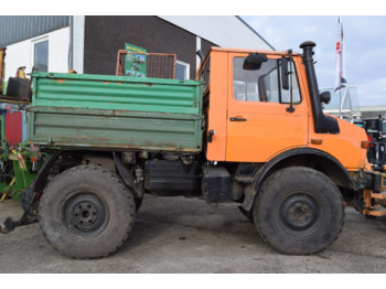 Трактор Mercedes-Benz Unimog U 1200: фото 4