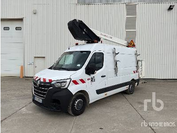 Грузовик с подъемником RENAULT Master