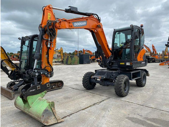 Колёсный экскаватор DOOSAN DX57W