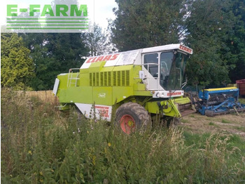 Зерноуборочный комбайн CLAAS Dominator 108