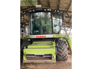 Зерноуборочный комбайн CLAAS Lexion 670