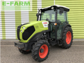 Трактор CLAAS Nexos 220