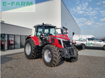 Трактор MASSEY FERGUSON 100 series