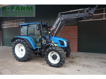 Трактор NEW HOLLAND T5000