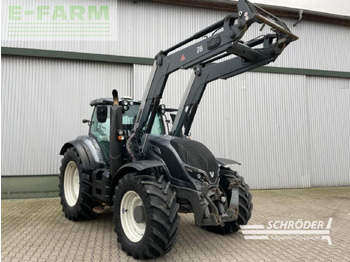 Трактор VALTRA T174