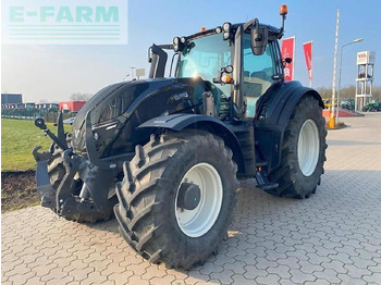 Трактор VALTRA T174