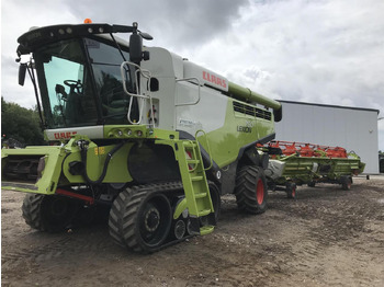 Зерноуборочный комбайн CLAAS Lexion 760