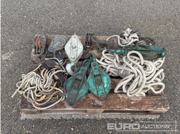 Строительное оборудование Pallet of Various Pulleys and Ropes: фото 3