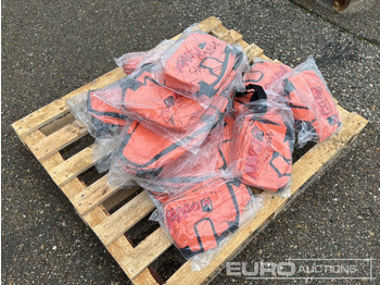 Строительное оборудование Unused Coval Pallet of Various Chainsaw Backpacks: фото 4