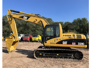 Гусеничный экскаватор CATERPILLAR 320CL