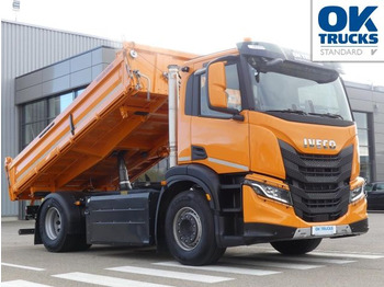 Самосвал IVECO S-WAY