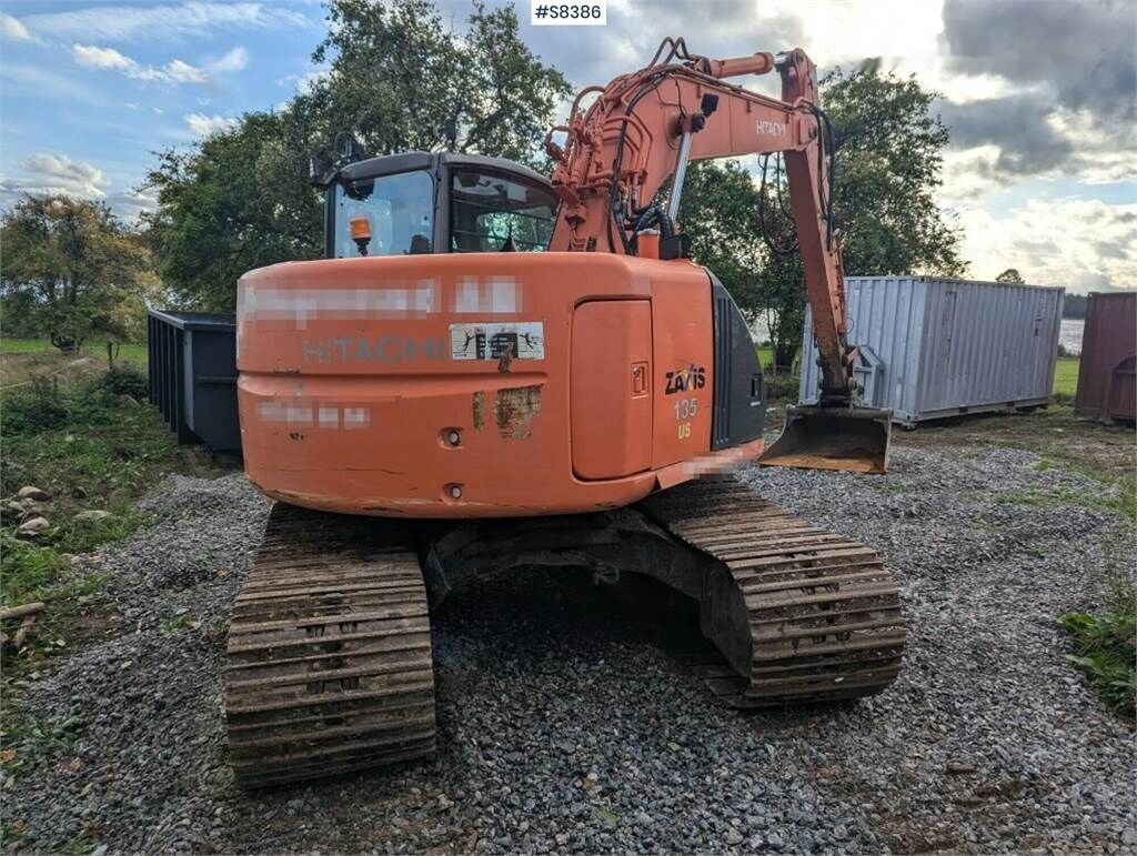 Гусеничный экскаватор Hitachi Zaxis 135LC: фото 8