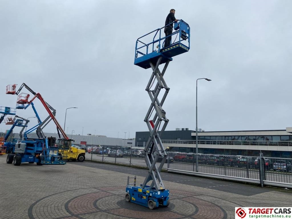 Ножничный подъемник Genie GS-1932 E-Drive Electric Scissor Work Lift 779cm: фото 21