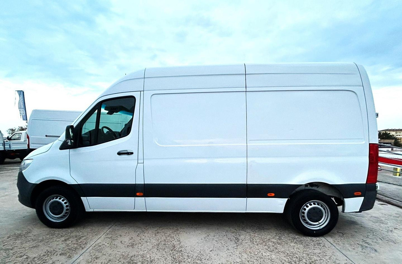 Цельнометаллический фургон Mercedes Sprinter 314 cdi 37/35 L2H2: фото 8