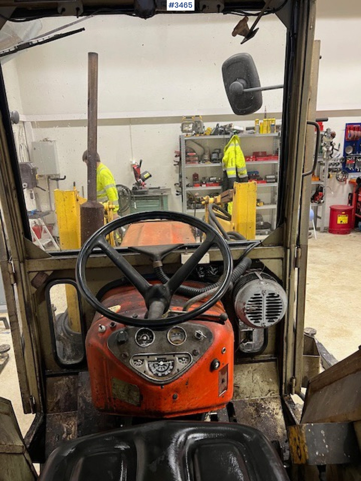 Трактор 1978 Zetor 6718 w/ Front loader and bucket.: фото 7